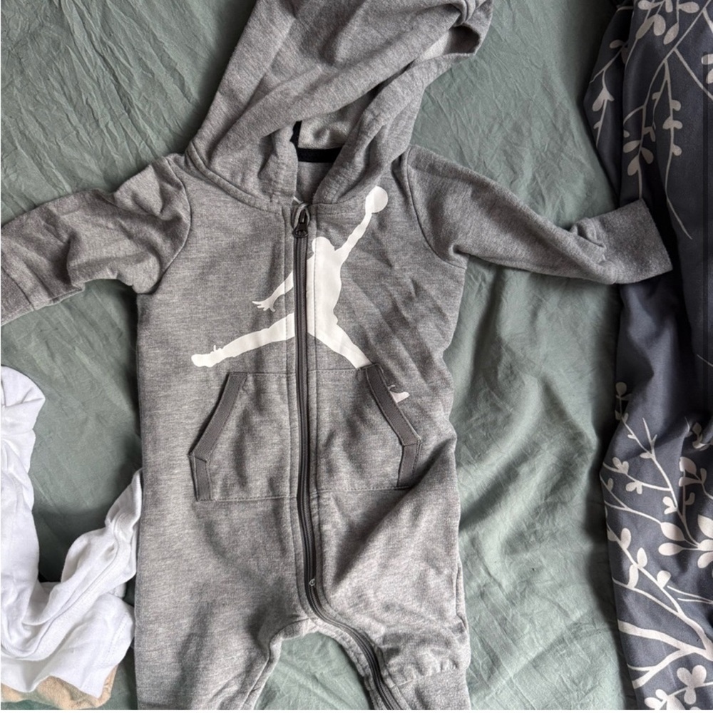 Baby boy clothes - Picture 3 of 11